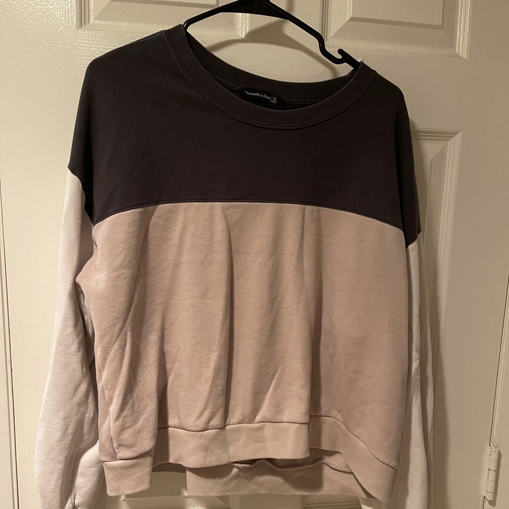 Abercrombie & Fitch Color-block Sweater
